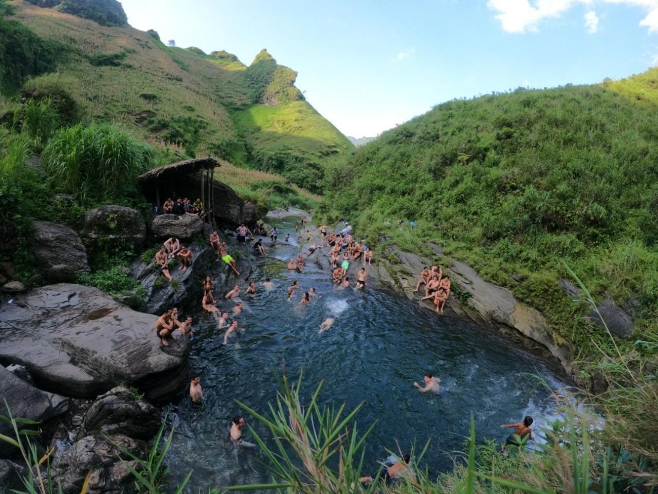 Ha Giang City Hostel Екстериор снимка