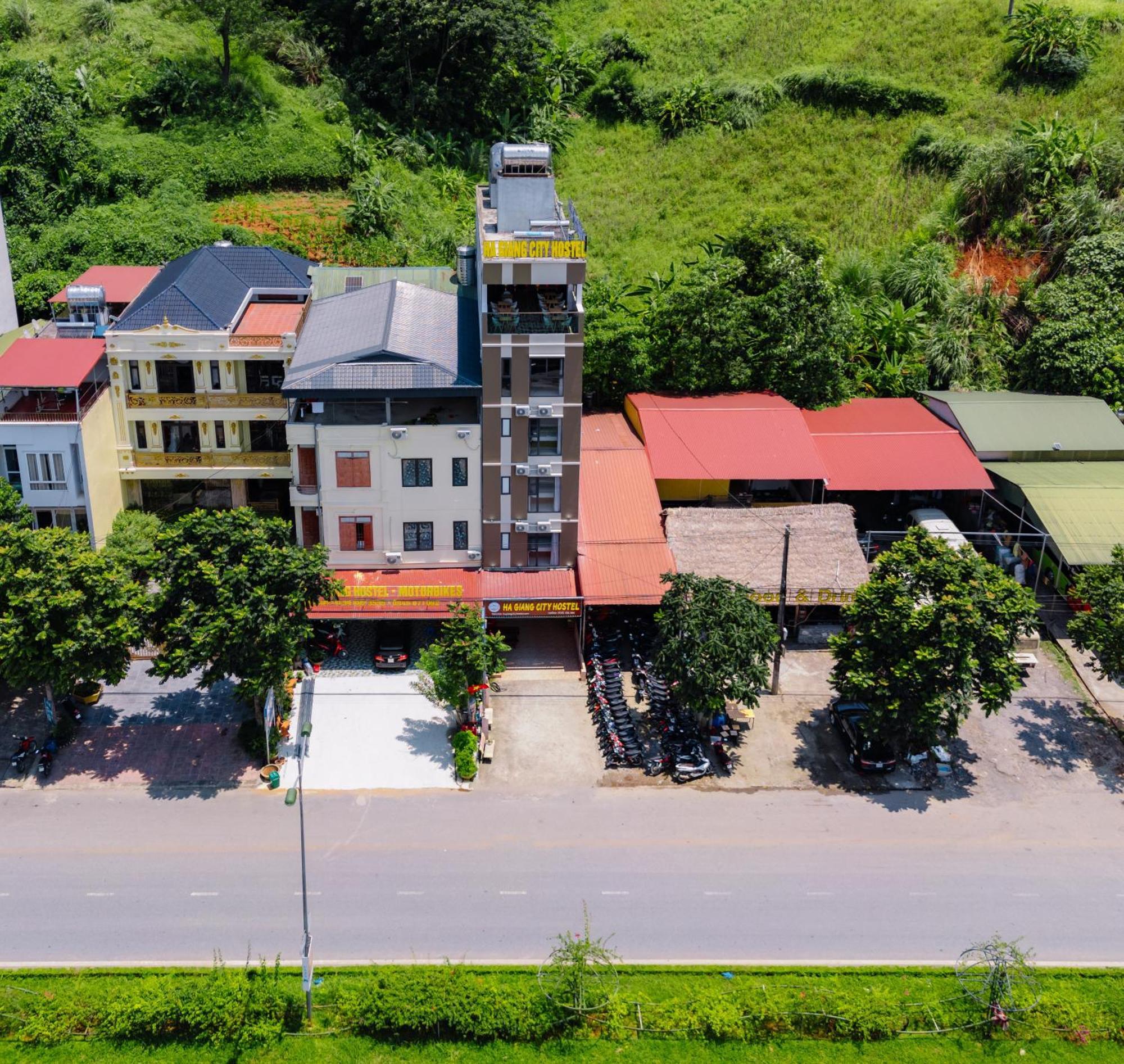 Ha Giang City Hostel Екстериор снимка